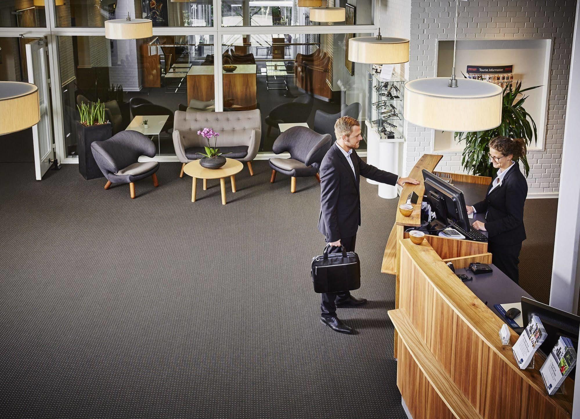 Frederiksdal Sinatur Hotel & Konference Kongens Lyngby Extérieur photo